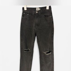 Women’s black high rise distressed jeans size 4